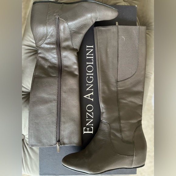 Enzo Angiolini Dark Gray Leather Wedge Heel Boots - Picture 4 of 4